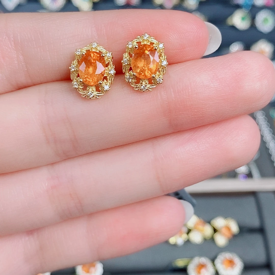 耳饰银S925镶嵌石榴石（芬达石）