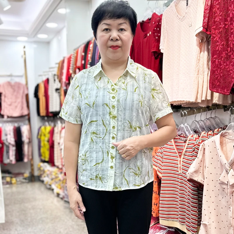 夏装短袖气质薄款衬衫上衣洋气中老年女夏季妈妈装雪纺翻领T恤