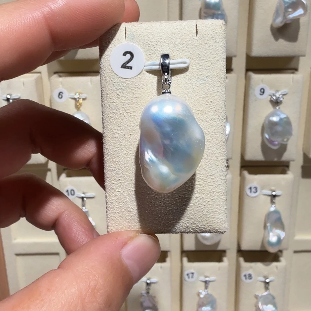 淡水珍珠合金颈饰