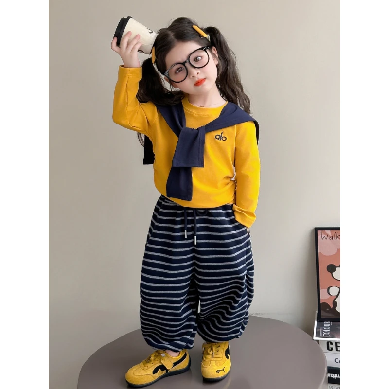 女童韩系穿搭秋装套装2025新款儿童时髦卫衣秋季女宝宝运动三件套