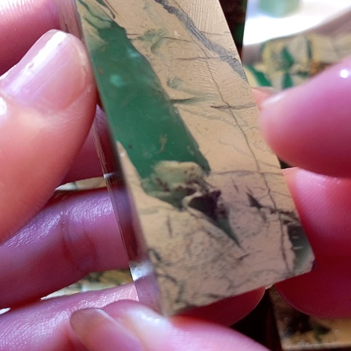 老挝石四川绿四川绿