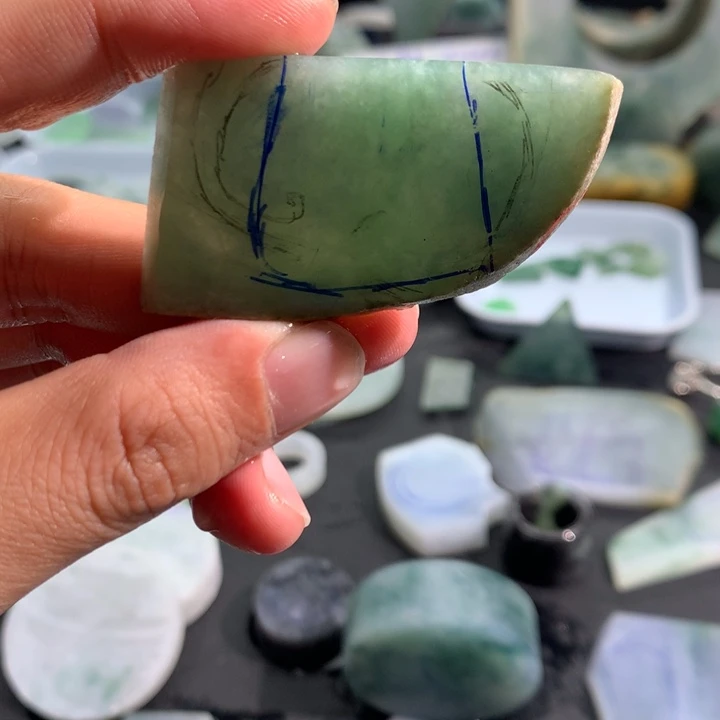 定制翡翠未镶嵌天然翡翠