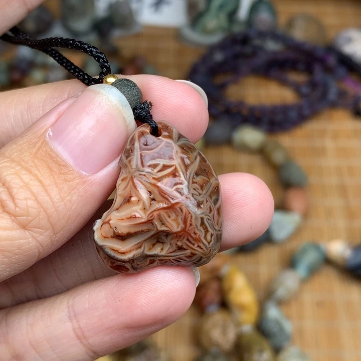 玛瑙/玉髓珠宝半成品未镶嵌进**境