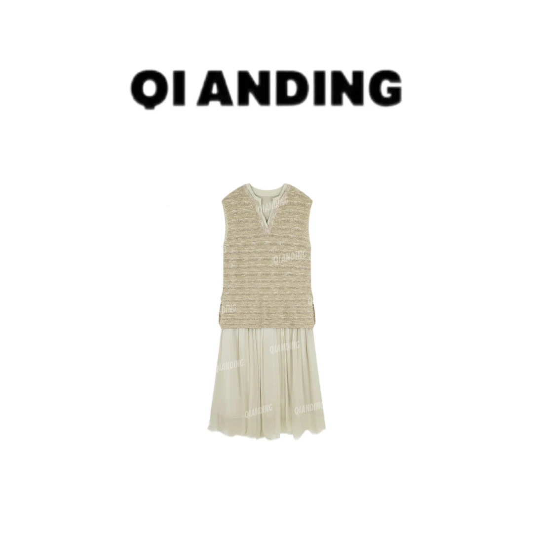 【QIANDING】无袖编织纹理连衣连衣裙251129
