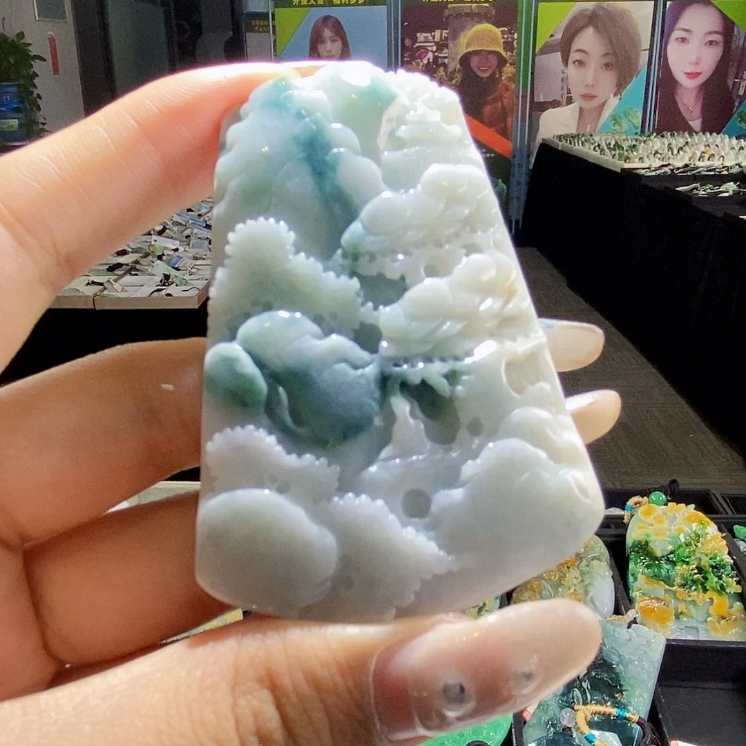 颈饰未镶嵌翡翠翡翠