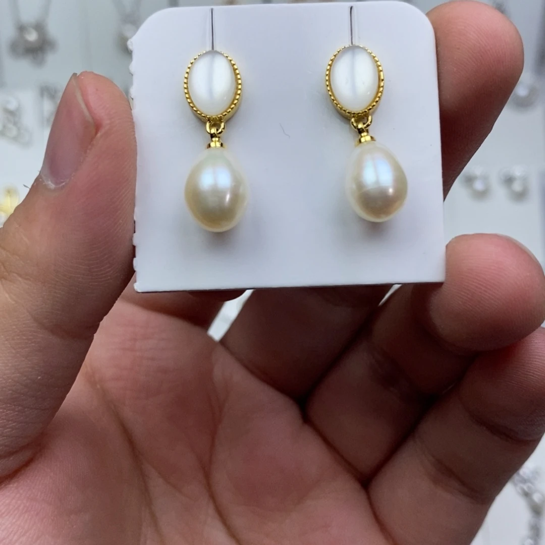 淡水珍珠耳饰未镶嵌