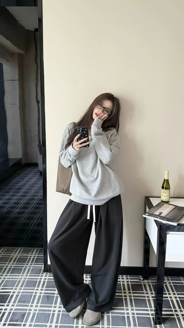 时尚套装两件套2025气质显瘦洋气休闲百搭性感辣妹外穿上衣长裤女