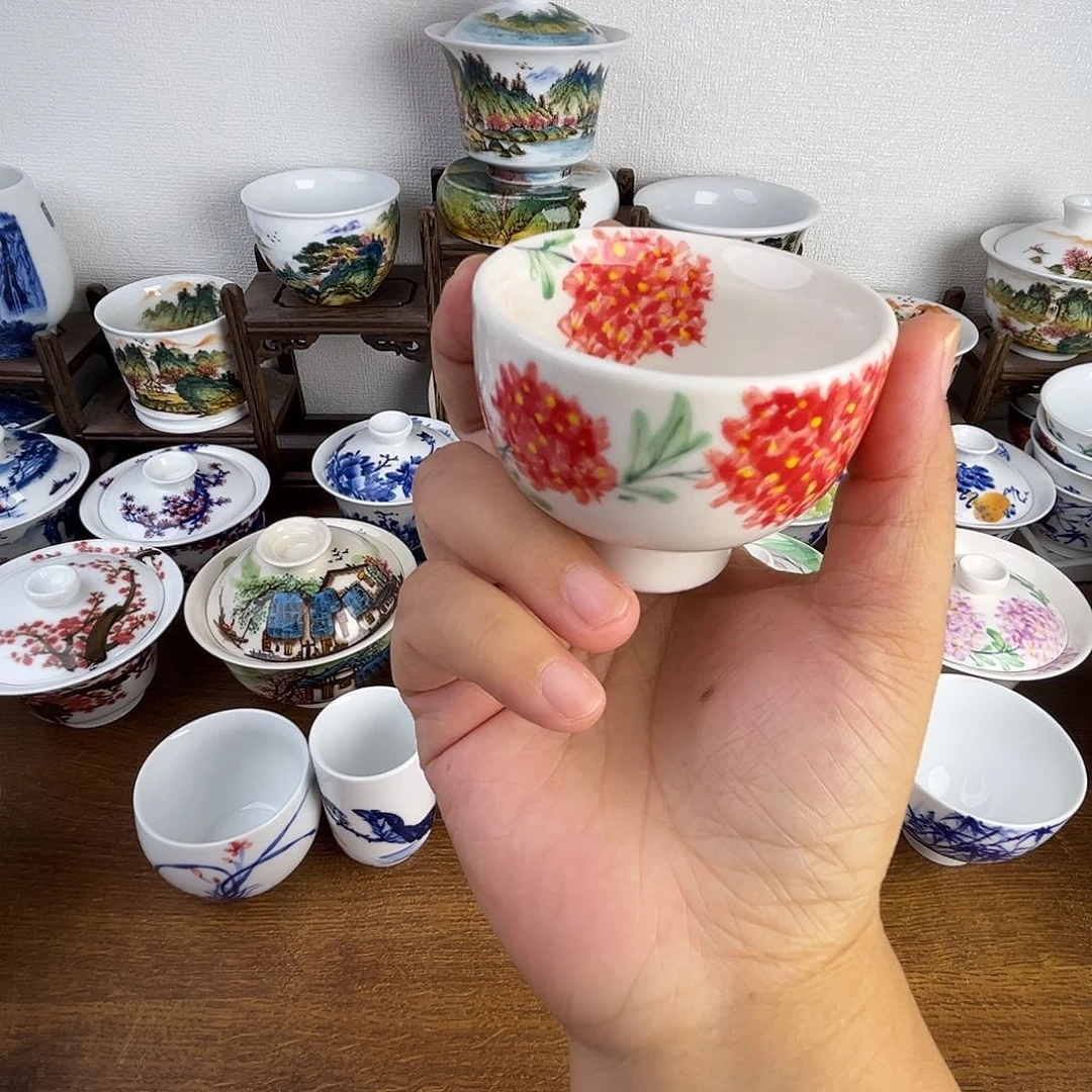忠意堂釉下彩红绣球微瑕不退