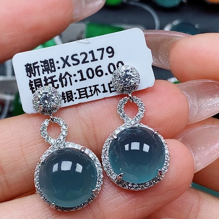 翡翠耳饰未镶嵌耳钉