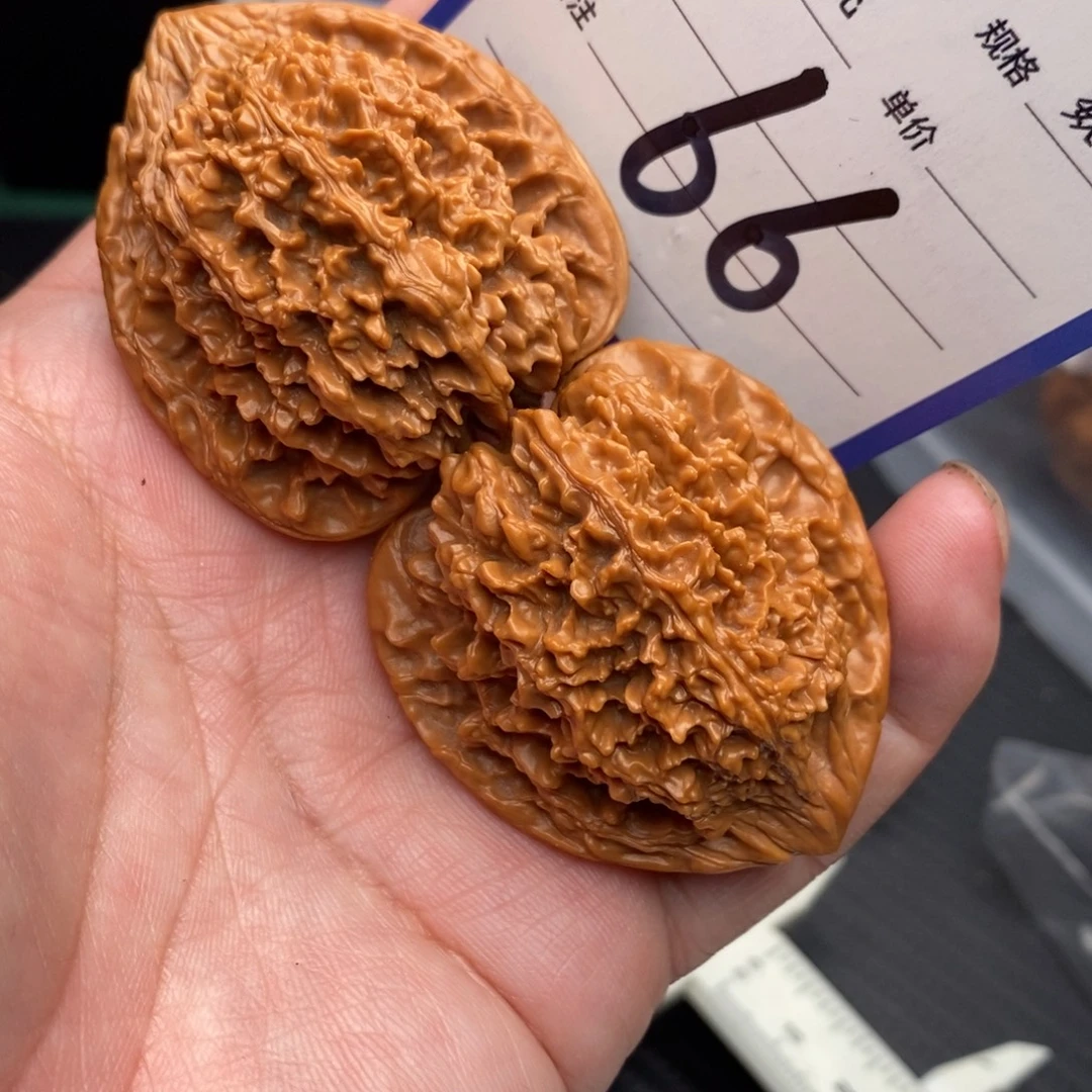 桃核把件满天星41mom