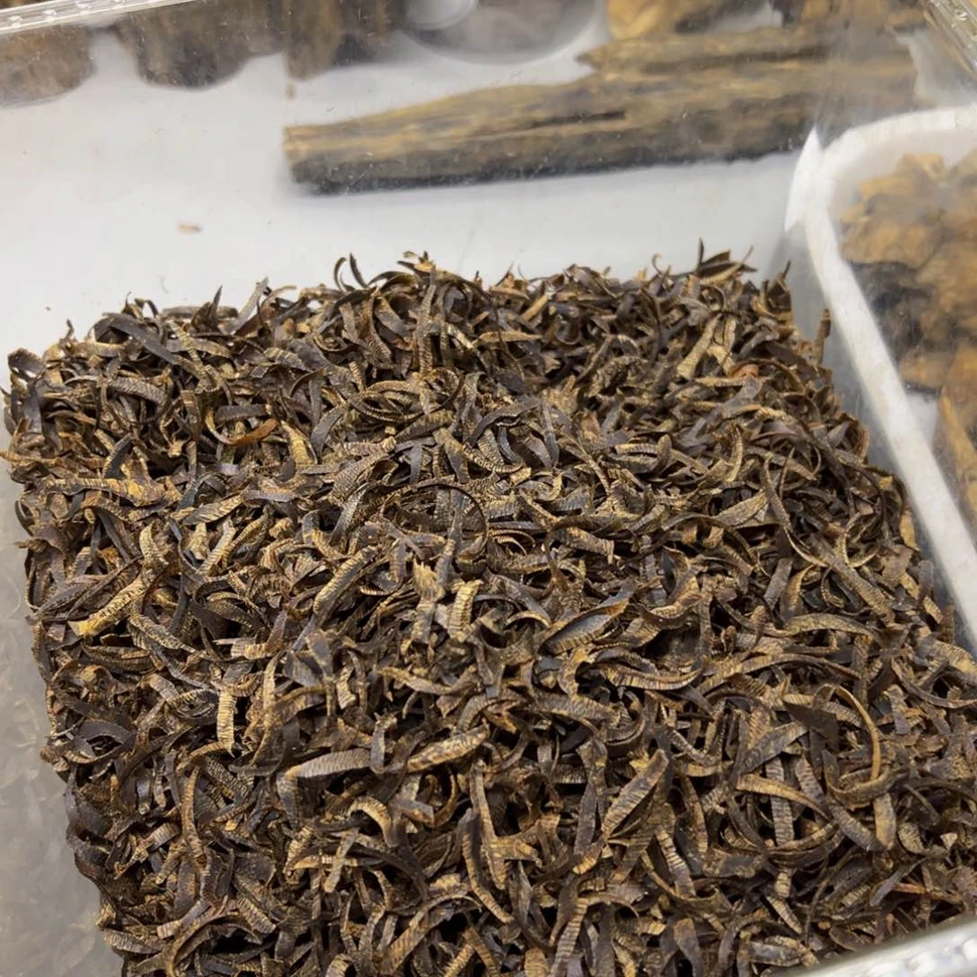 沉香手把件杳*杲绿棋沉水切丝20克