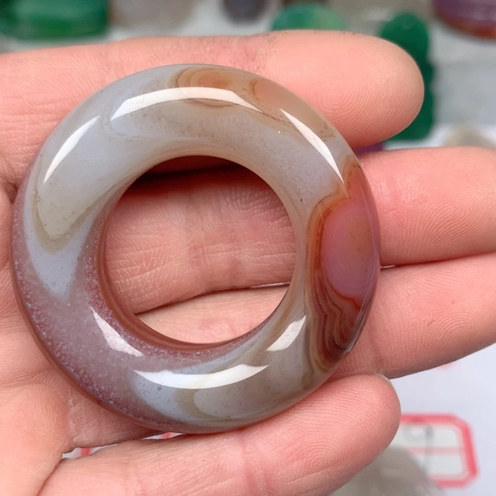 玛瑙/玉髓颈饰未镶嵌美**天