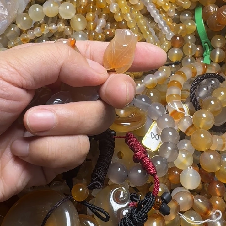 玛瑙/玉髓颈饰未镶嵌006