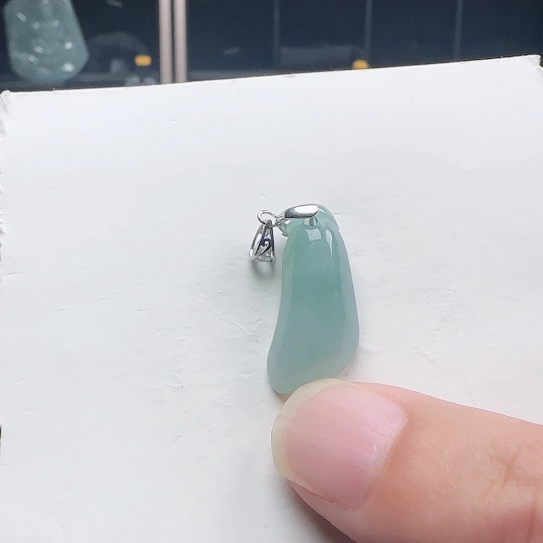 翡翠未镶嵌颈饰天然缅甸翡翠A货福瓜