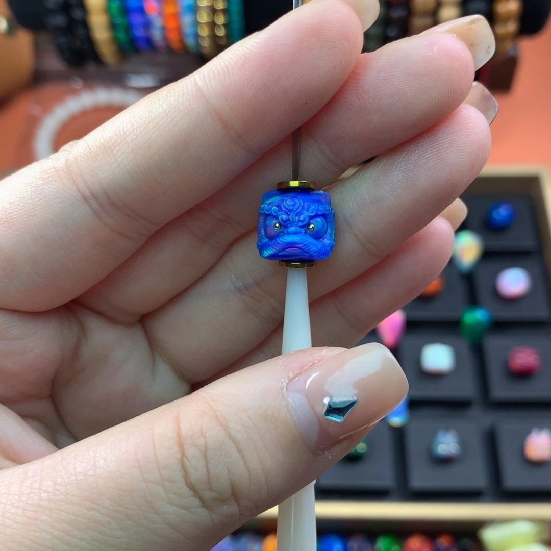 1219豹醒狮12-10克莱因蓝