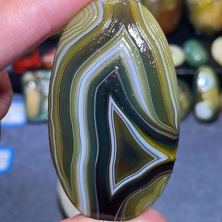 玛瑙/玉髓未镶嵌珠宝奇石