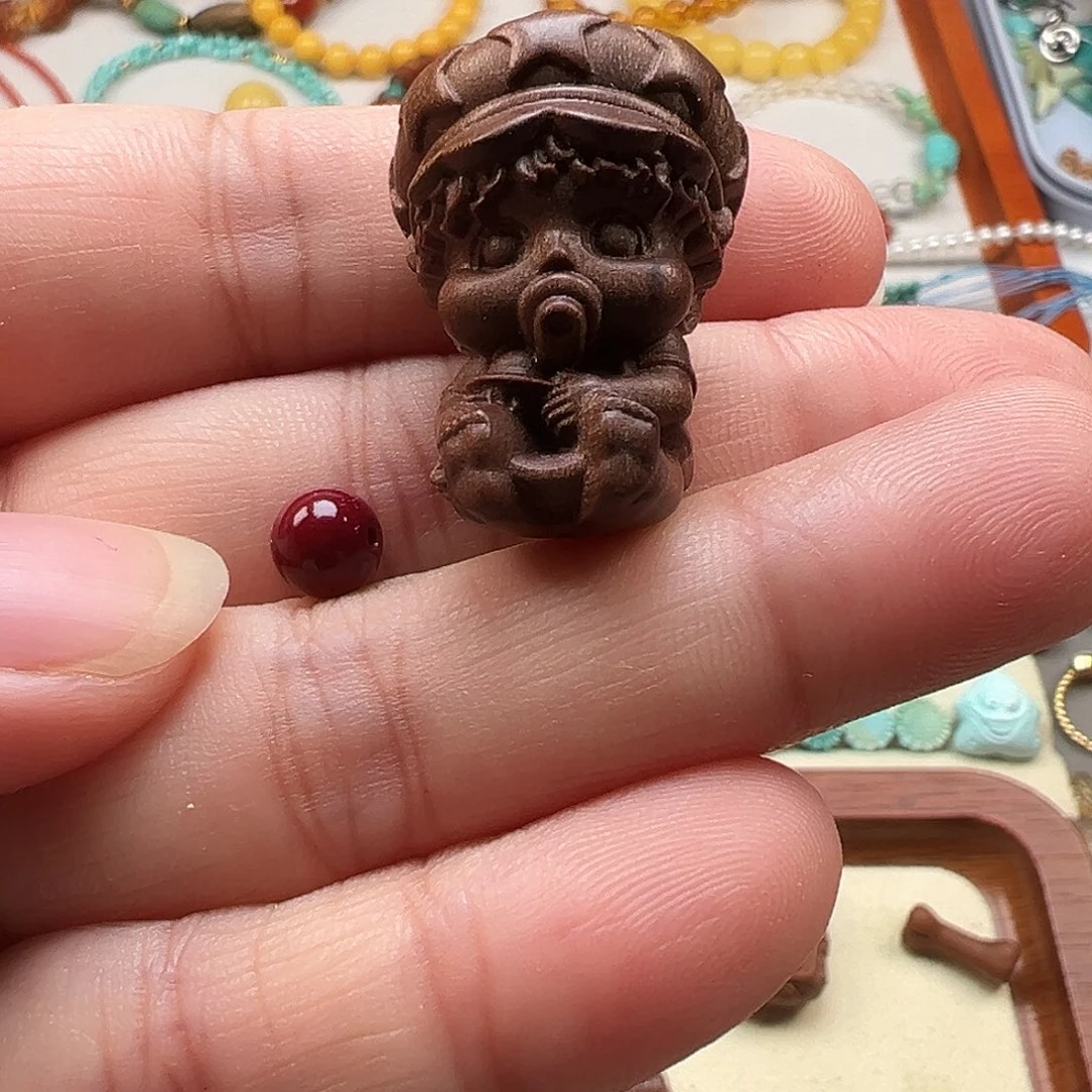 南红玛瑙未镶嵌颈饰