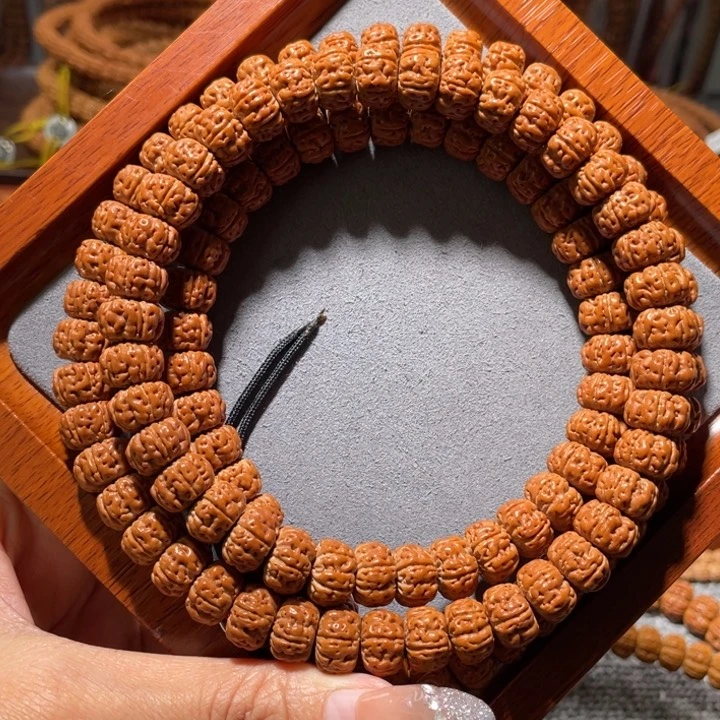 手串金刚菩提定制大尺寸泰森天花板长串