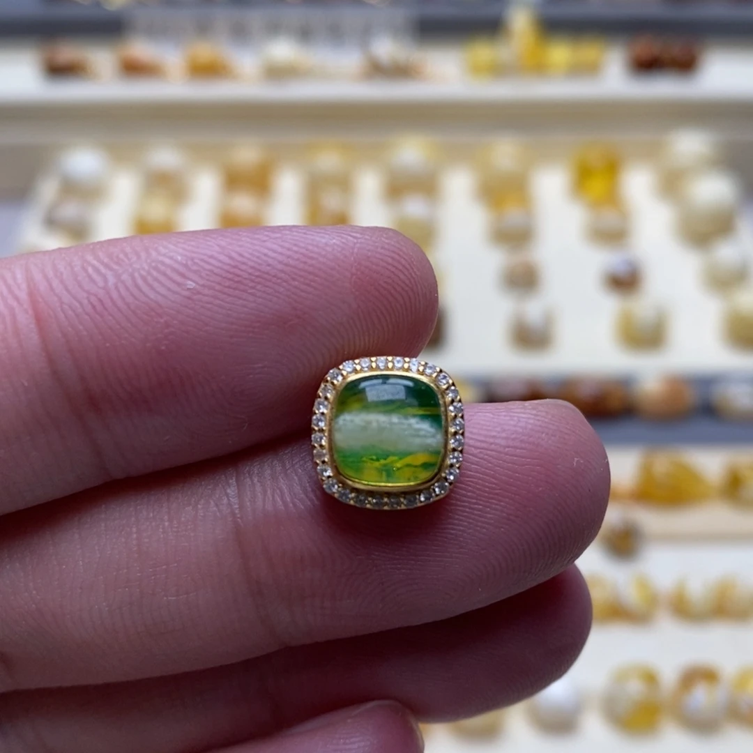 琥珀未镶嵌珠宝奇石