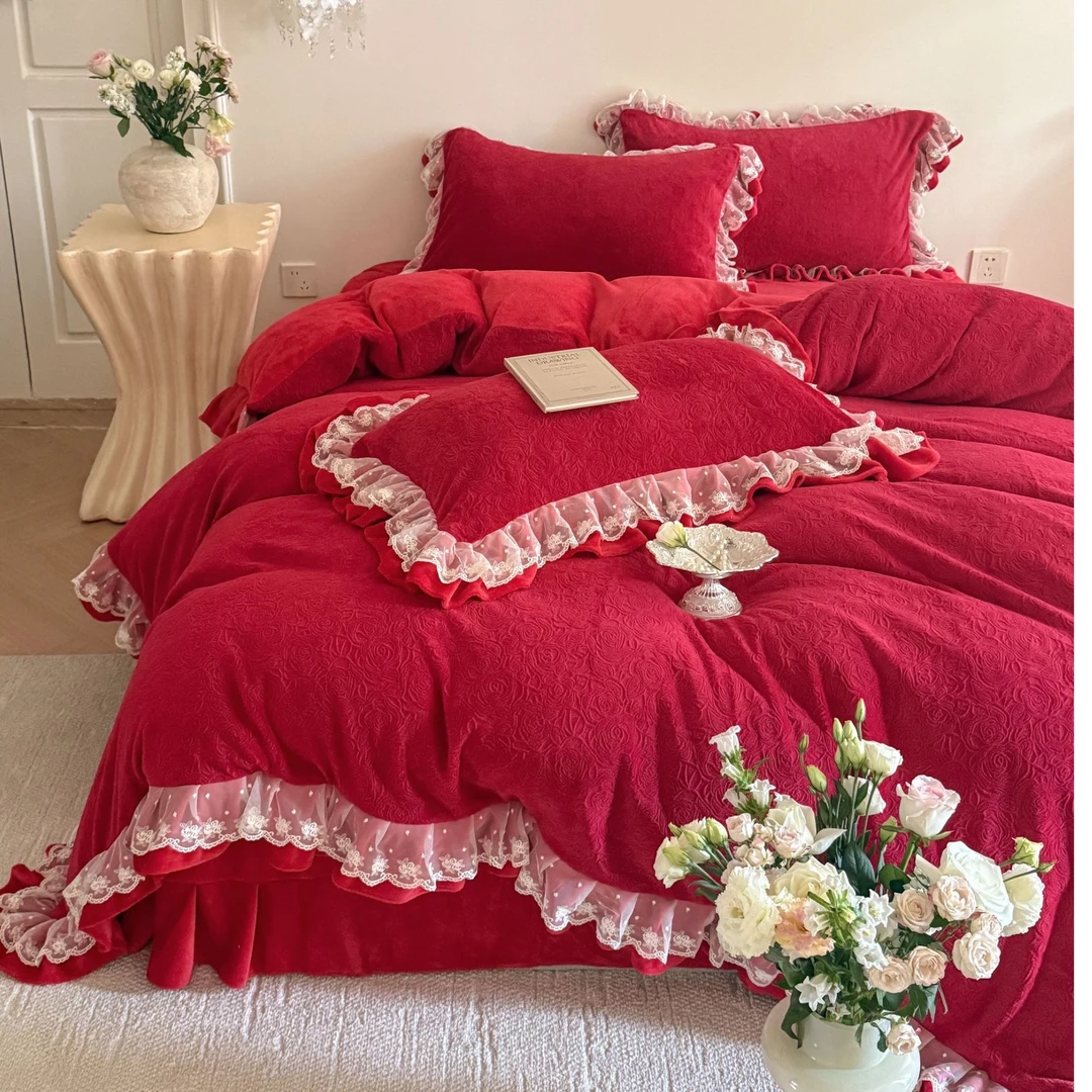 秋冬加厚加绒公主风雕花绒四件套全消光宝宝绒喜庆大红色保暖被套