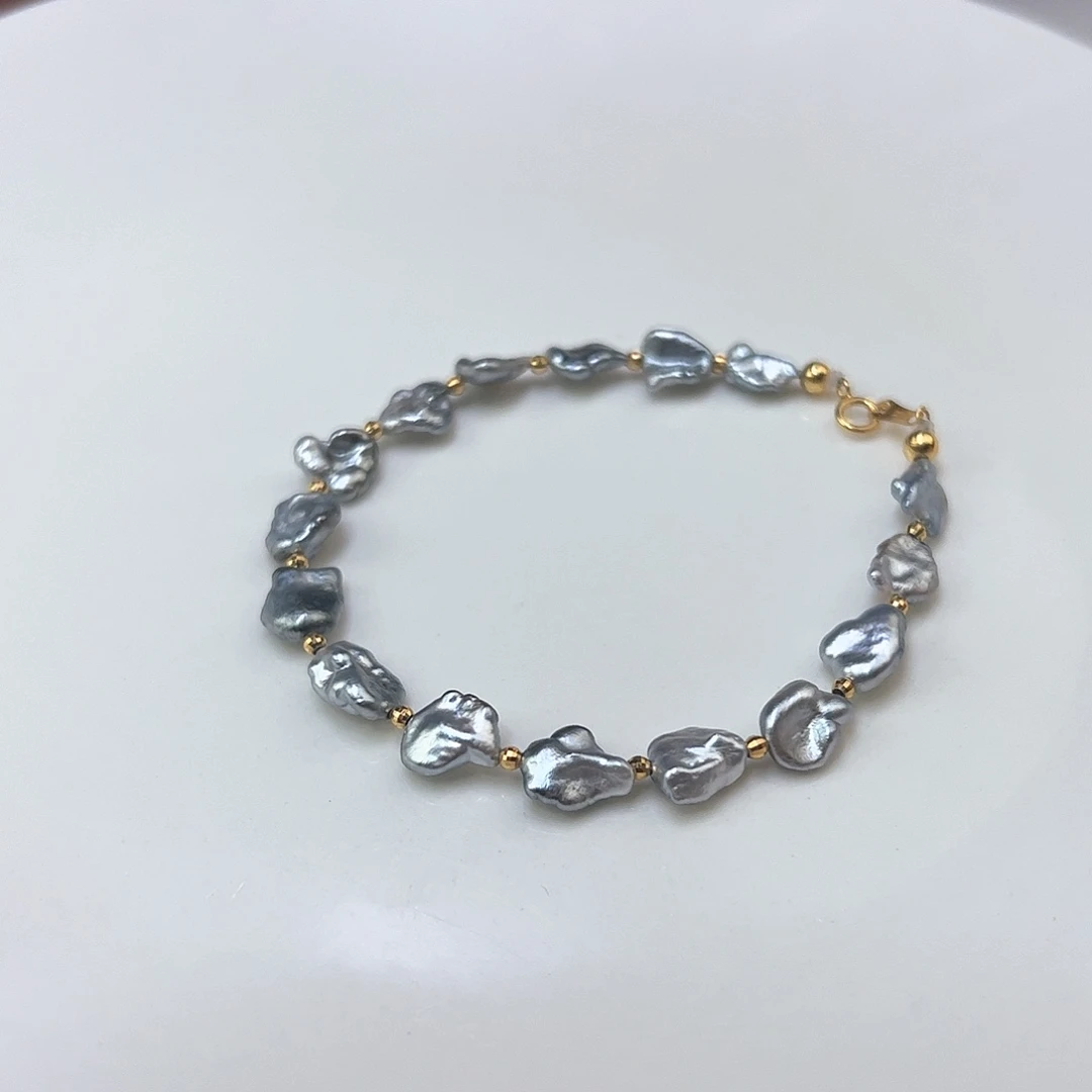 第***步颈饰18K金镶嵌海水珍珠