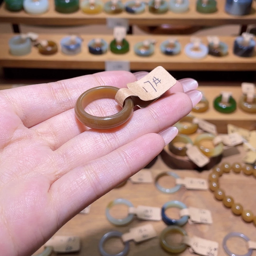 好***￥和田玉未镶嵌戒指18