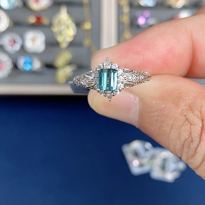 蓝色碧玺戒指银S925镶嵌