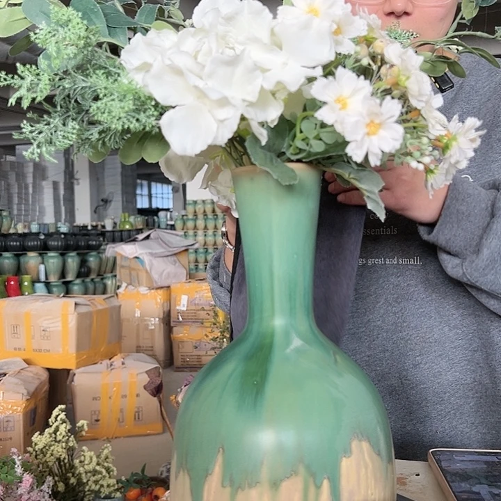 景德镇陶瓷花瓶工厂