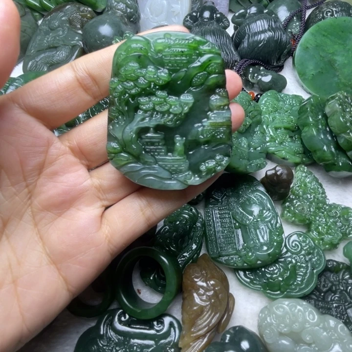 和田玉未镶嵌颈饰