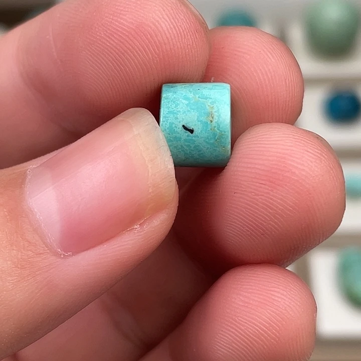 绿松石未镶嵌吊坠