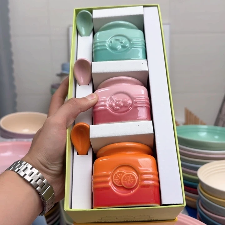 瓷片微瑕一套调味罐