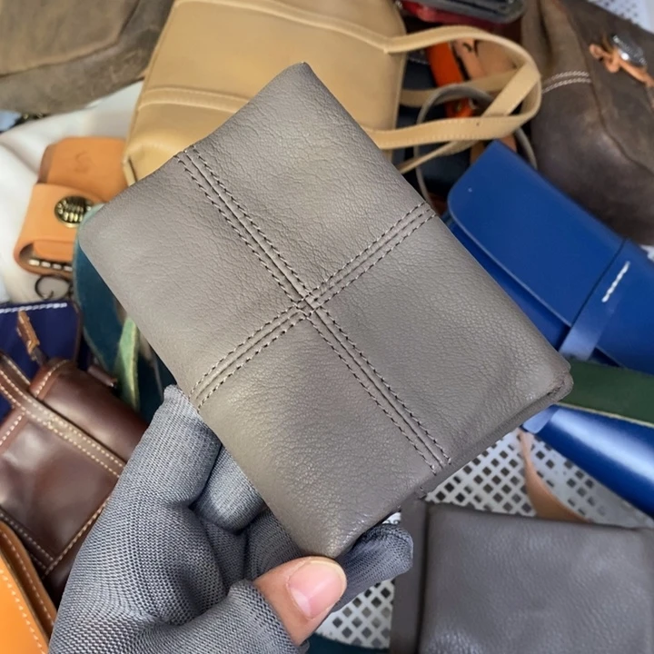 头层牛皮大瑕疵A8活页本