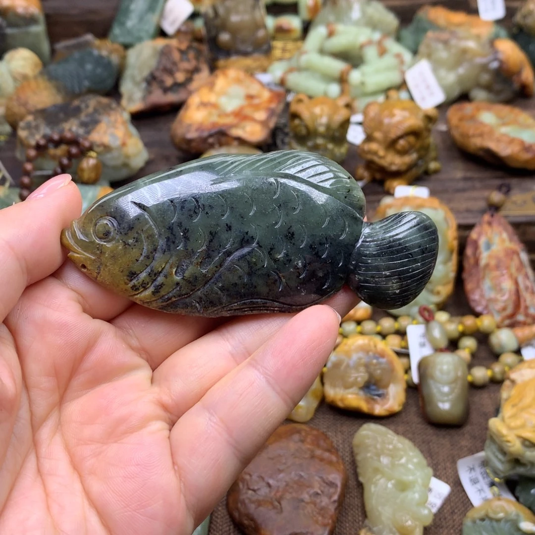 未镶嵌岫岩河磨玉（透闪石质玉）珠宝奇石