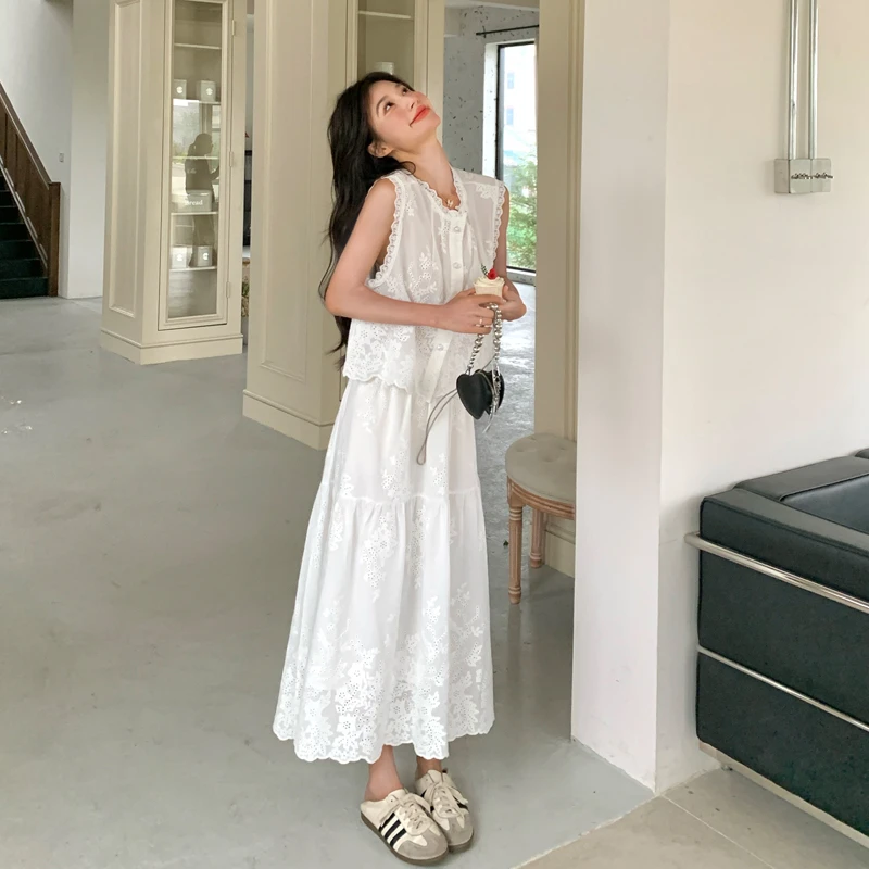 白色气质减龄甜美套装裙女2025夏季新款重工刺绣马甲半身裙两件套
