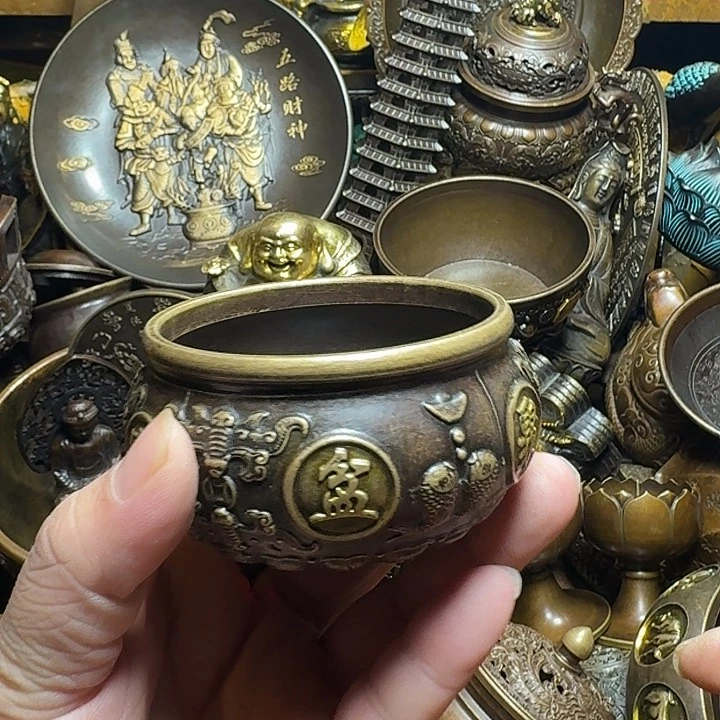 铜器摆件收收藏藏