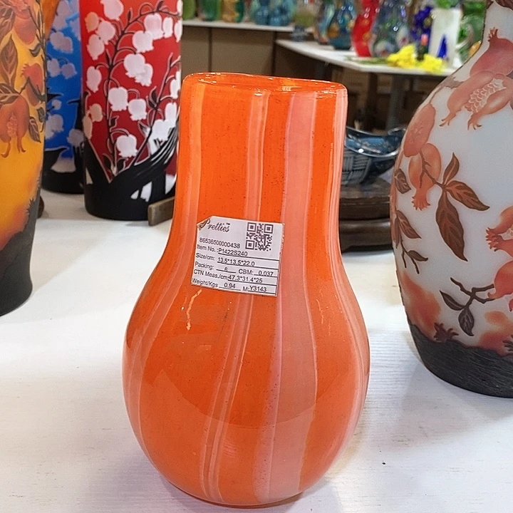 花瓶高22厘米口径8厘米