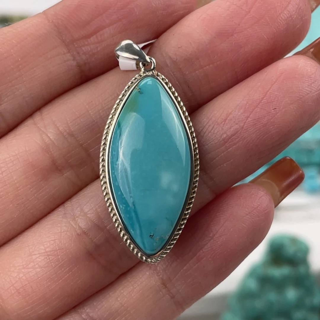 绿松石未镶嵌女士吊坠