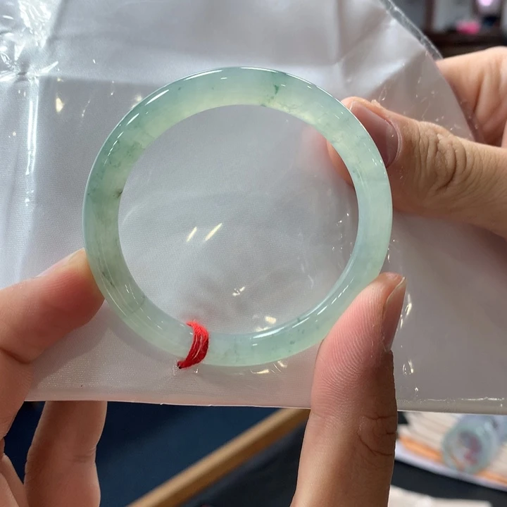 未镶嵌手镯翡翠买断