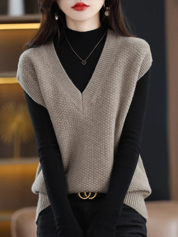 软糯针织马甲背心女春装2024年新款爆款v领春秋外穿马夹毛衣坎肩