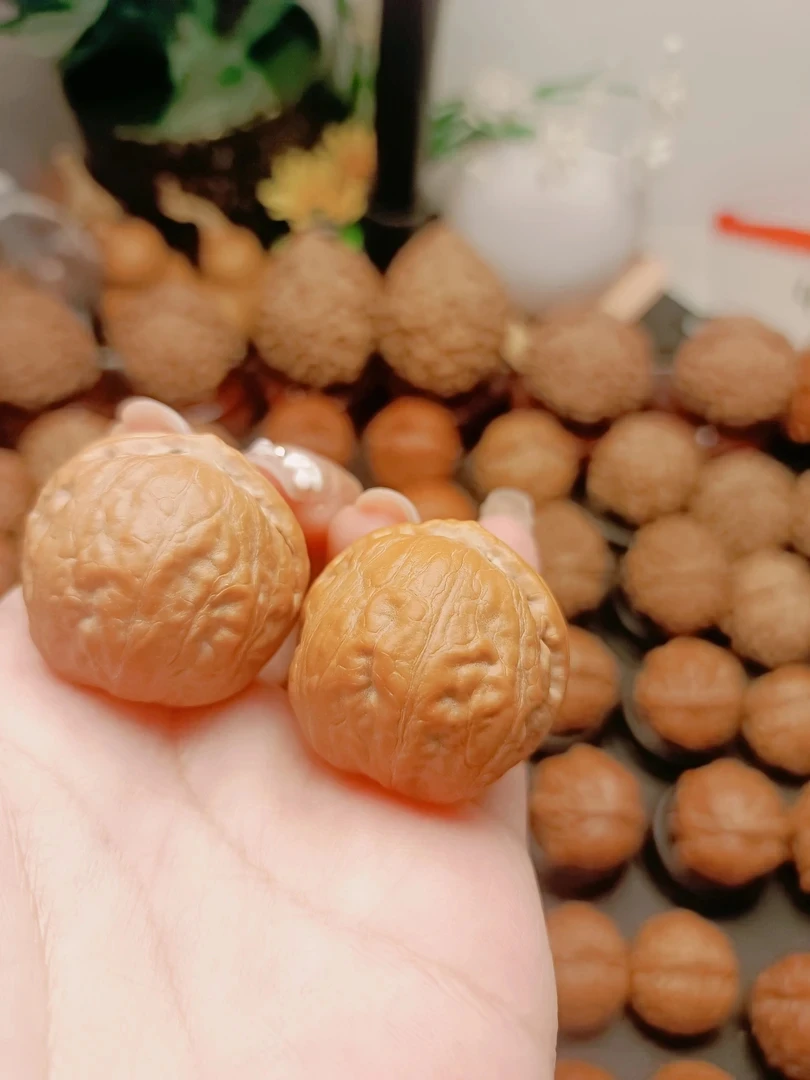 福满多～矮桩闷尖麦穗平底圆气门皮厚骨质硬野生楸子文玩核桃