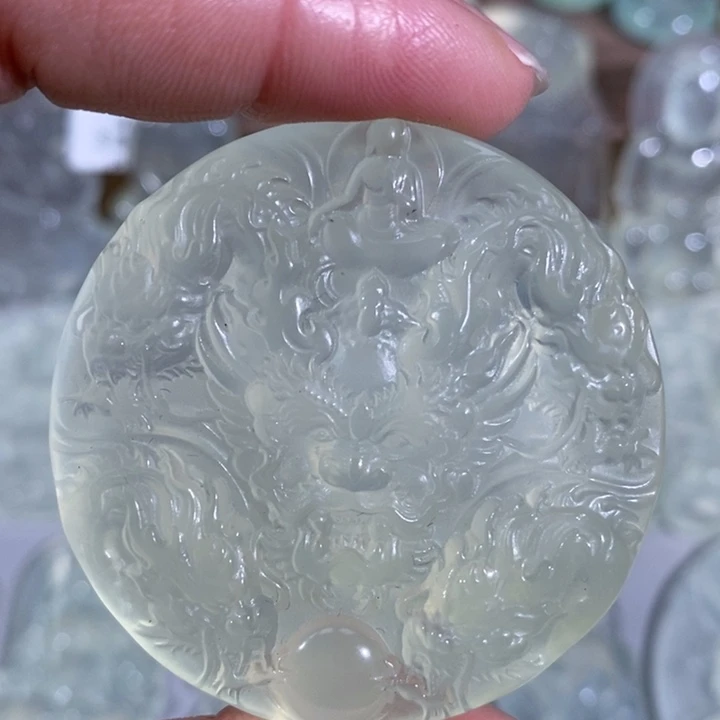 未镶嵌岫玉颈饰吊坠