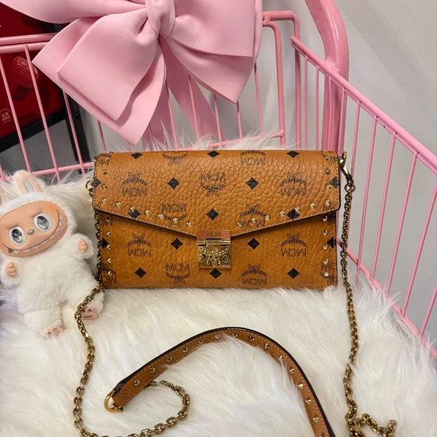 95新 MCM 干邑色信封包/2222