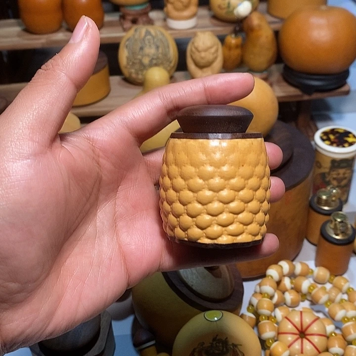 云***人菠萝罐茶叶罐葫芦葫芦