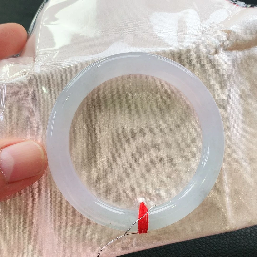 未镶嵌手镯翡翠天然翡翠手镯