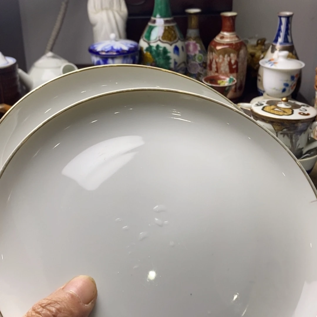 瓷片一直没见她回电话的