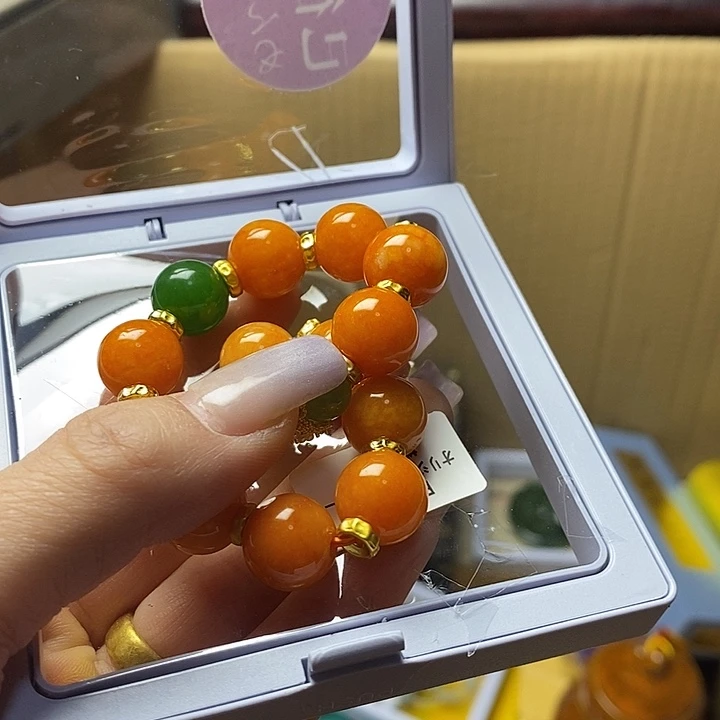 薄***茶香榧木木雕艺术作品欣赏