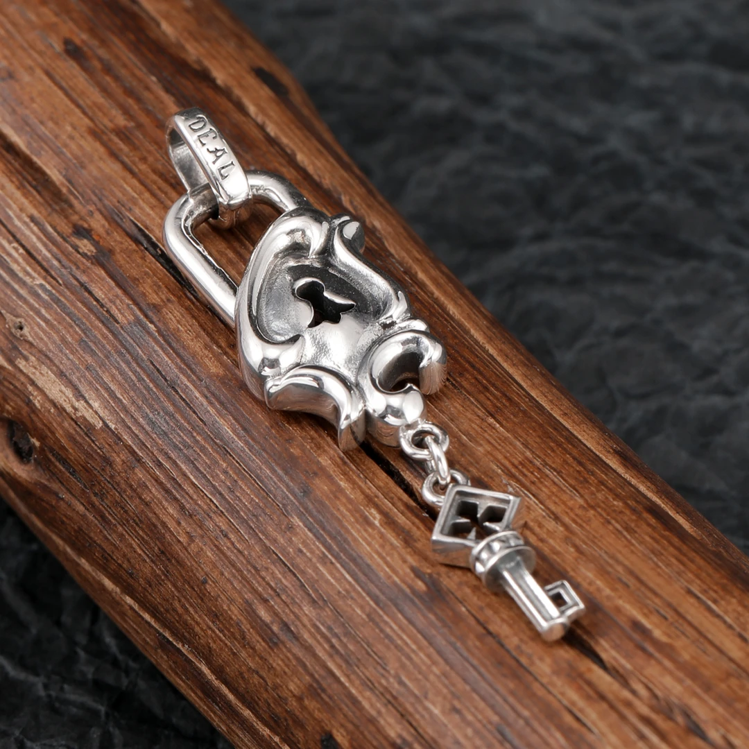 吊坠925银 复古做旧同心锁吊坠情侣款个性哥特风心形链条配饰挂件