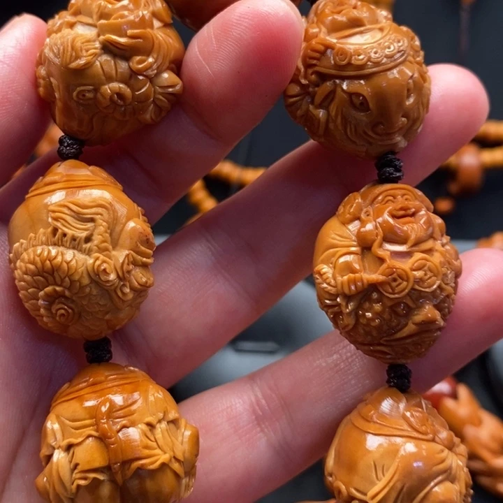 手串橄榄核24骑兽财神