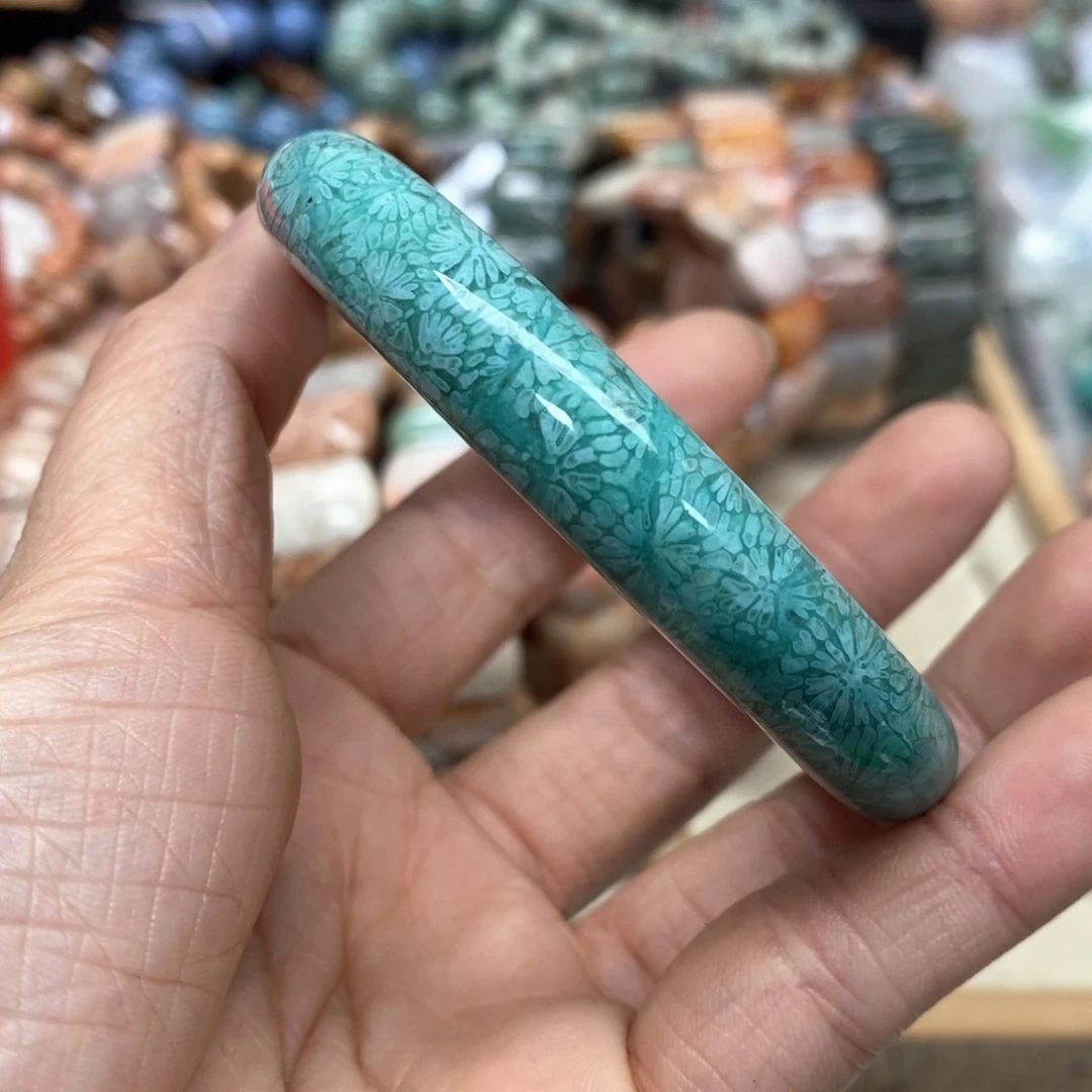 硅化珊瑚（珊瑚玉）手链未镶嵌铃***天572