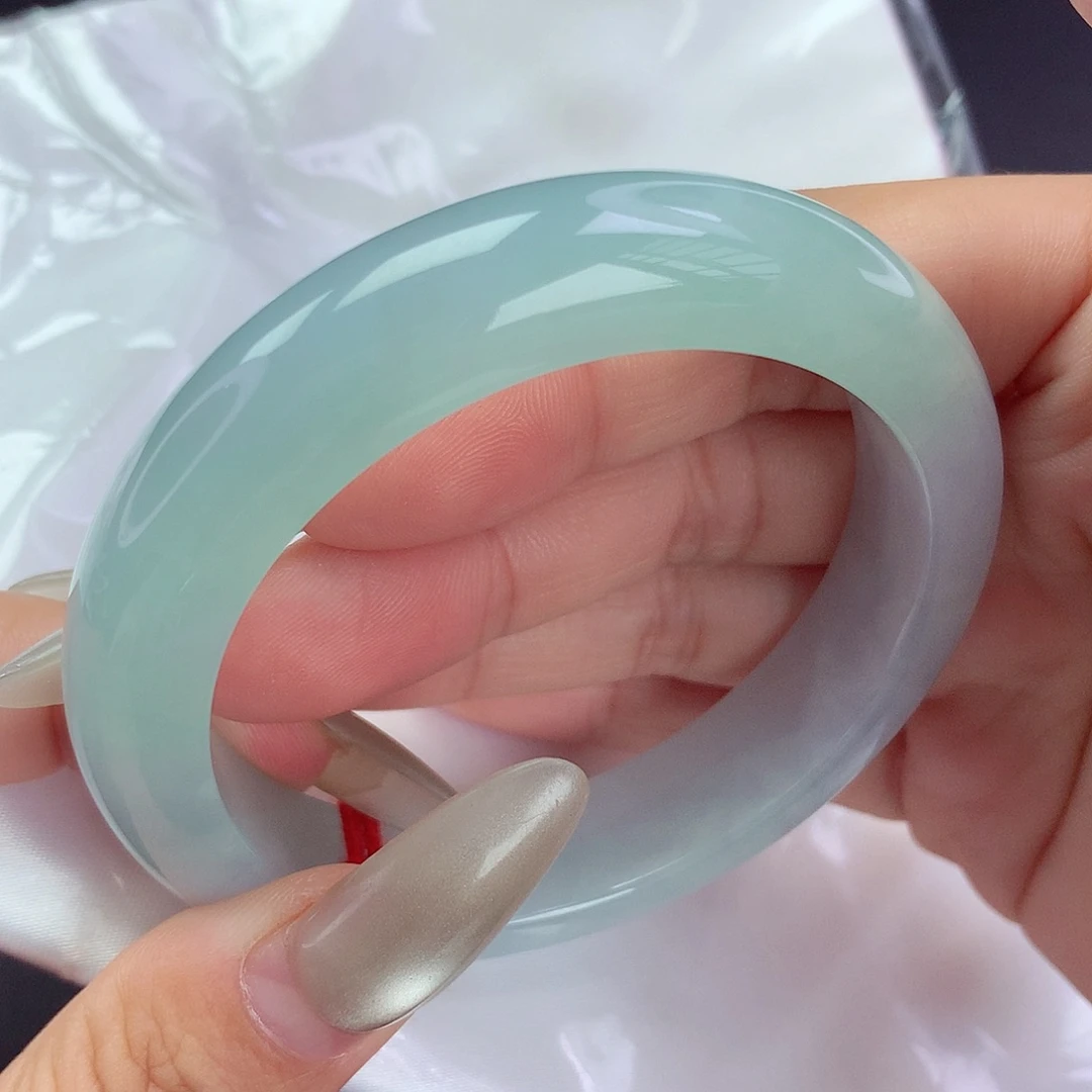 【闪购商品】翡翠手镯未镶嵌a 133751